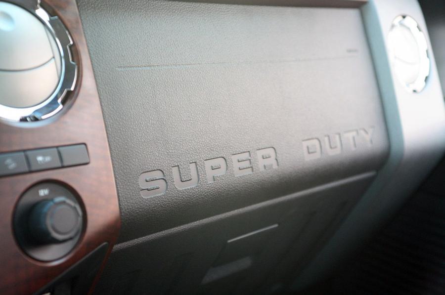  Ford F-Series Super Duty 2011 года  (фото 17 из 82)